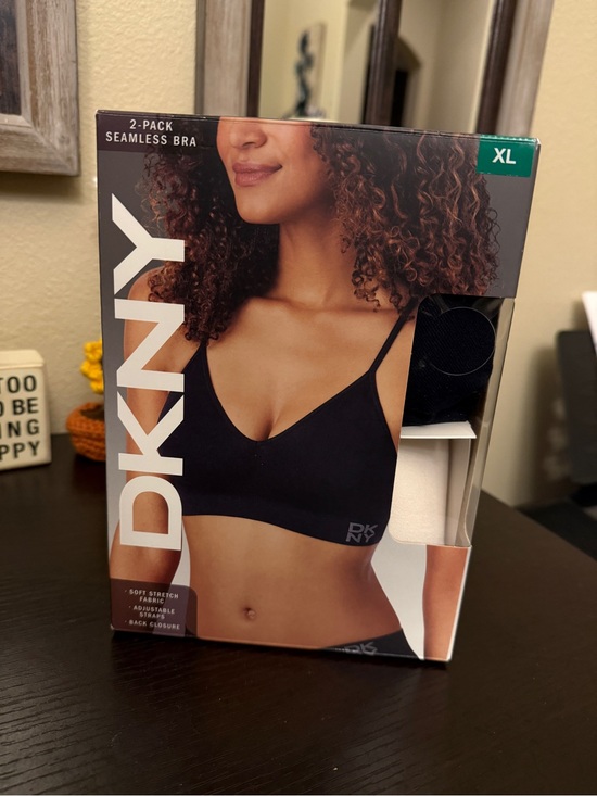 Dkny Other - DKNY 2 Pack Soft Seamless Stretch Bras With Adjustable Straps XL